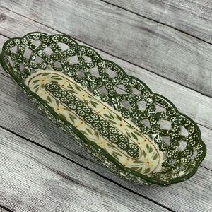 Temptations CONFETTI Old World Oval Ceramic Lattice Bread Dish Green Ovenware